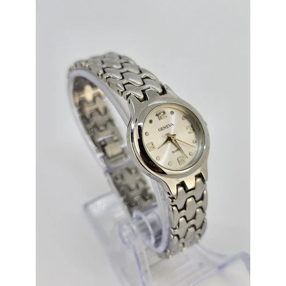 Women's Analog Watch 24MM Gray Dial Gray Bracelet Bands 6.5